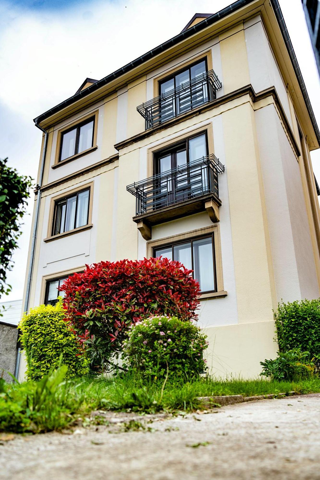 Bel Ami: Modern Chic Studio with Garden Access in City Center Schiltigheim Exterior photo